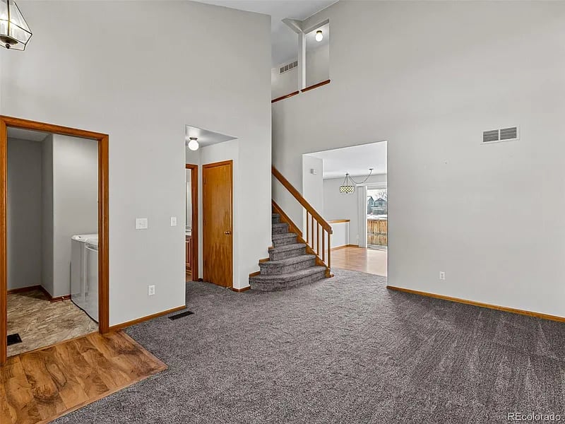 9677 Moss Rose Cir