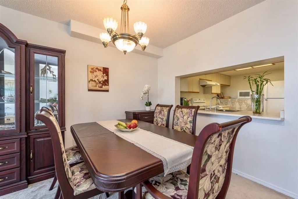 6055 Nelson Ave, #2102