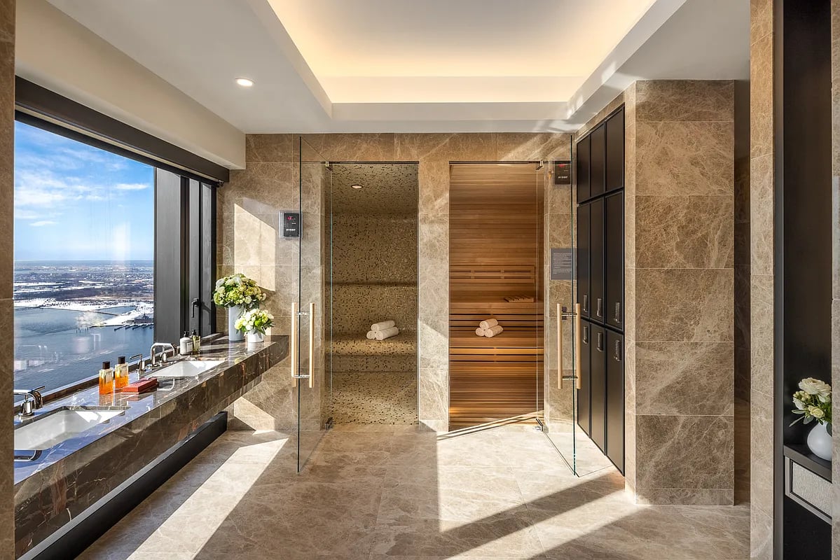 125 Greenwich Street