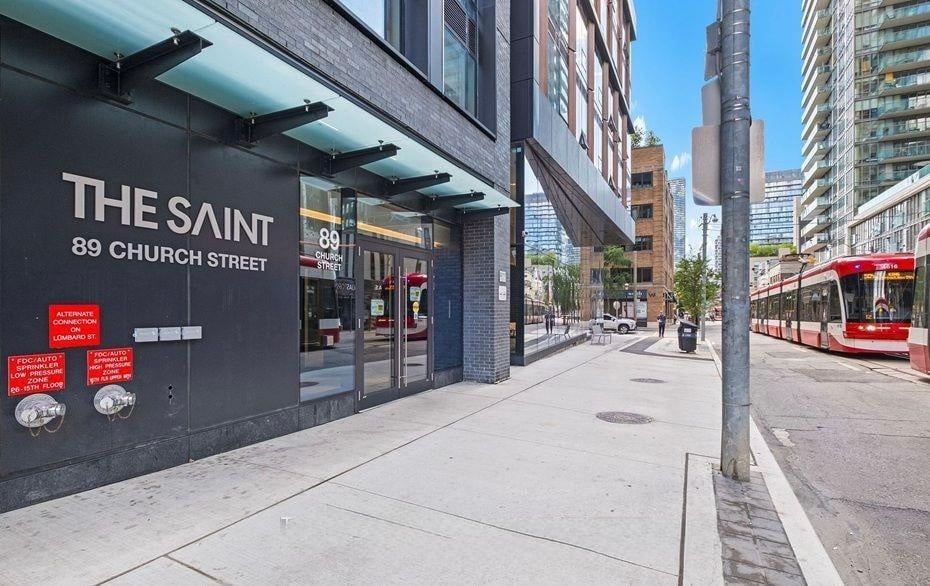 89 Church Street Unit: 612