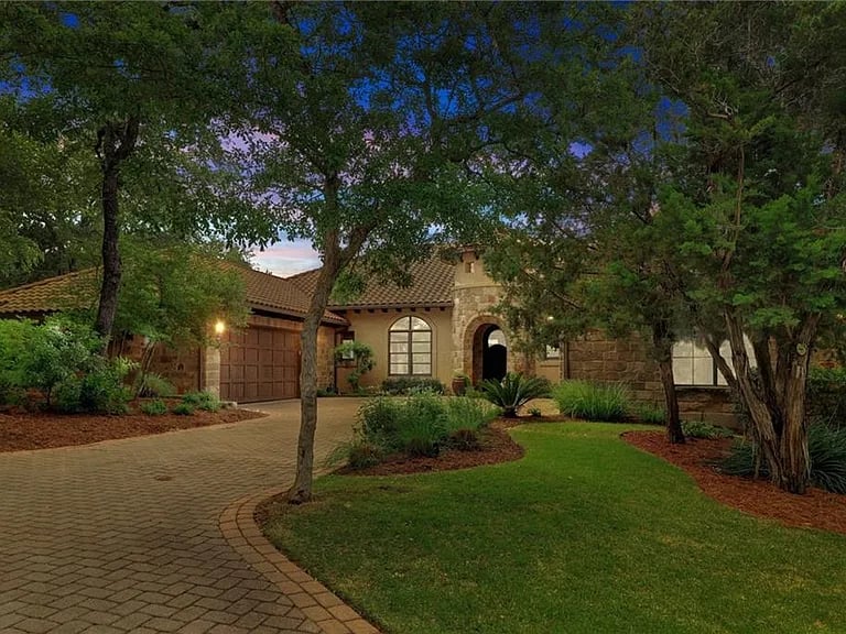 6500 Lantern View Dr