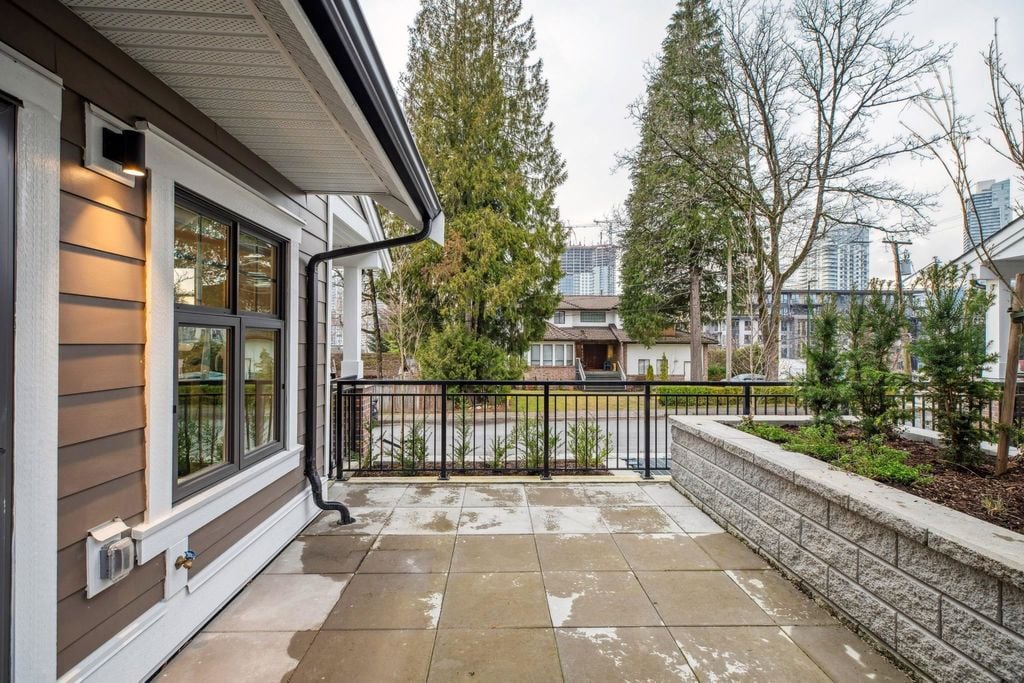 678 Fairview St, #117