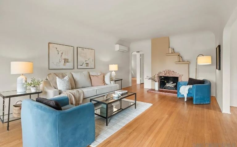 4144 Palmetto Way, San Diego, CA 92103