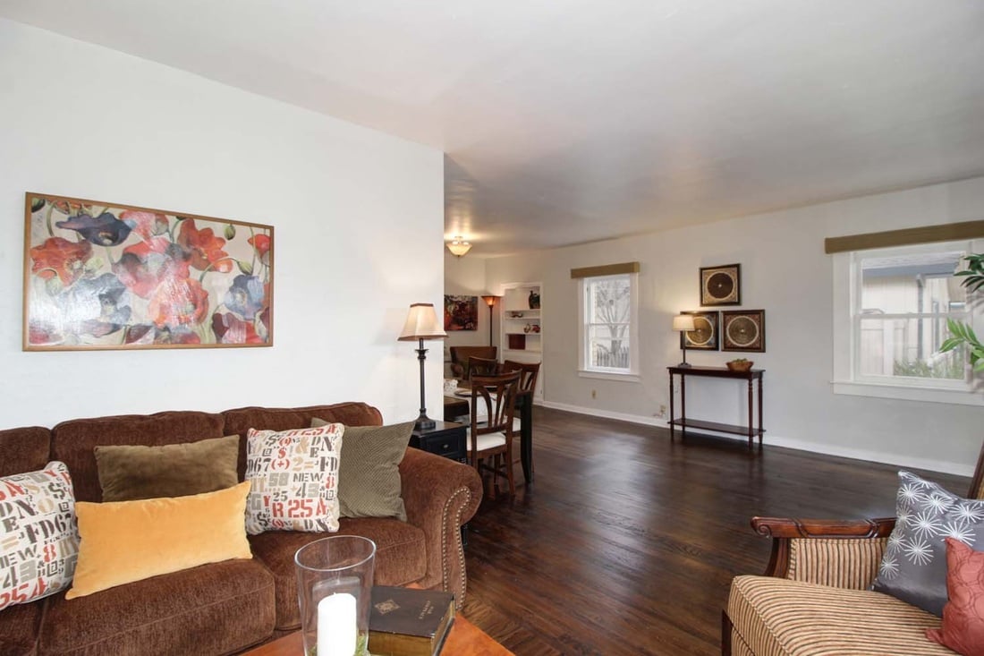 Just listed! Darling Elmhurst home