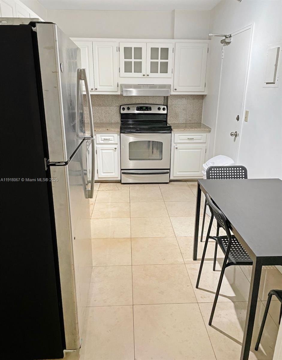 The Plaza Of Bal Harbour, Unit 315