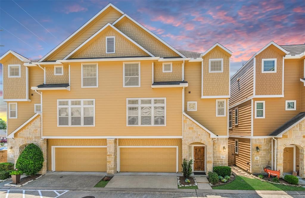 3308 Masters Point Dr