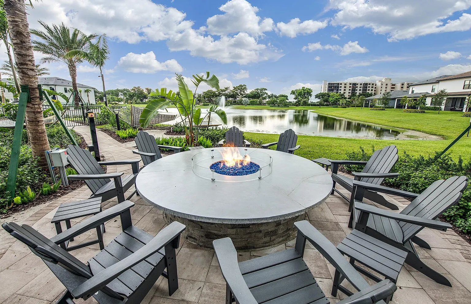 2321 Rollingwood Ct, #13