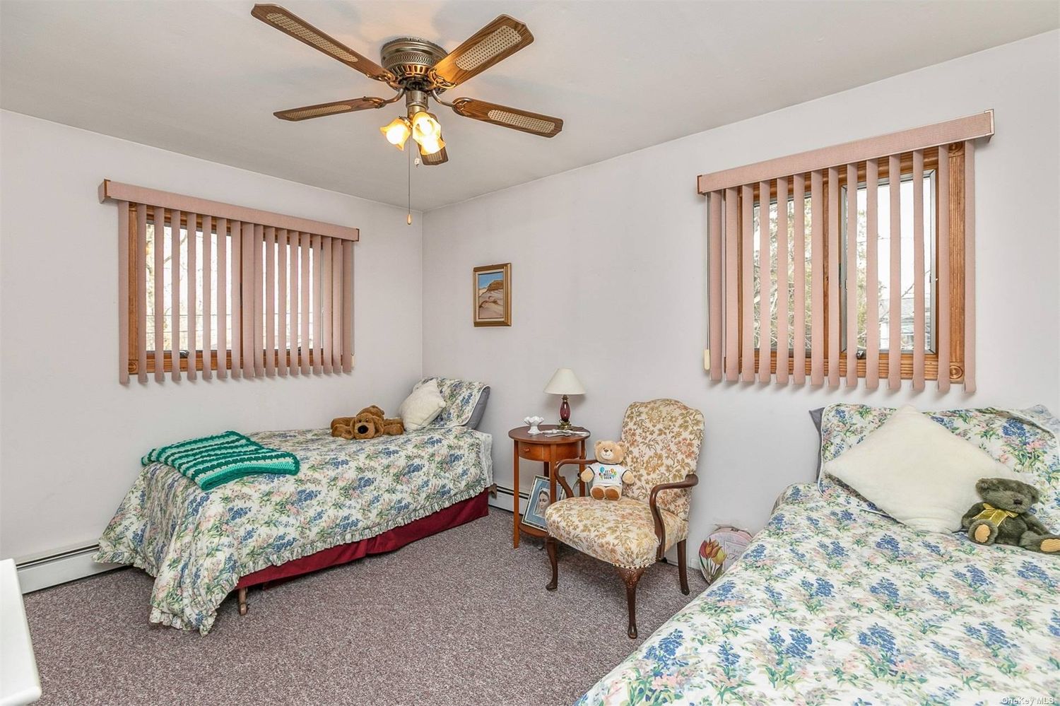 37 Laurel Rd