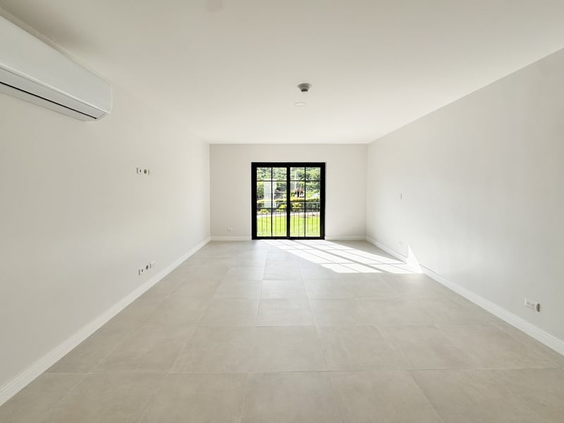 292061 La Rambla | Urban-Style Coastal Living in Las Catalinas