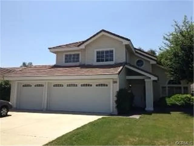 13584 Joshua Ln