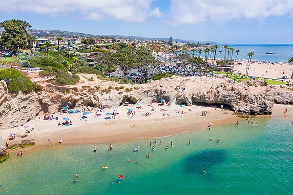 Corona del Mar Neighborhood Guide: The Village, Irvine Terrace, Cameo Shores & Spyglass Hill
