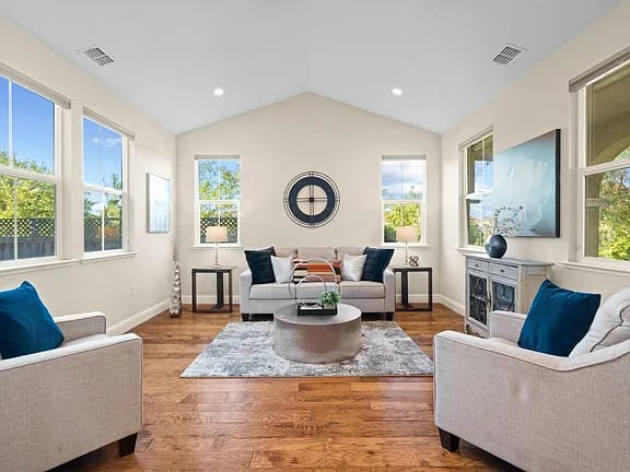 4063 Cadwallader Ave