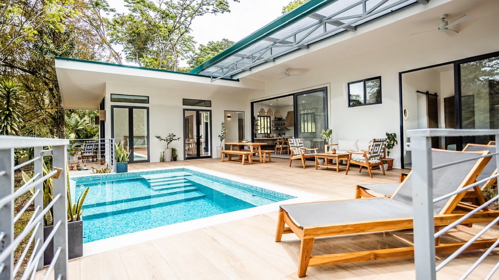 Luxury Riverfront Residence in Playa Dominical Walk to the Beach