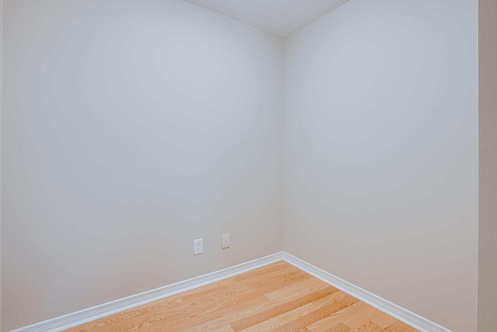 503 Beecroft Road Unit: 1008