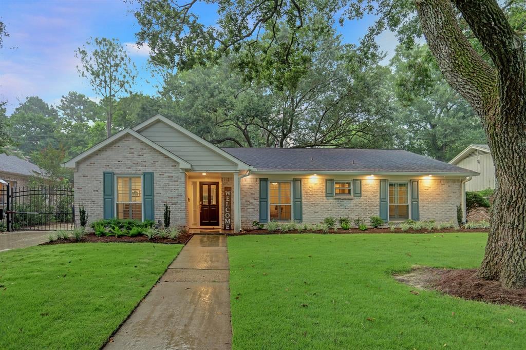 2303 Briarpark Dr