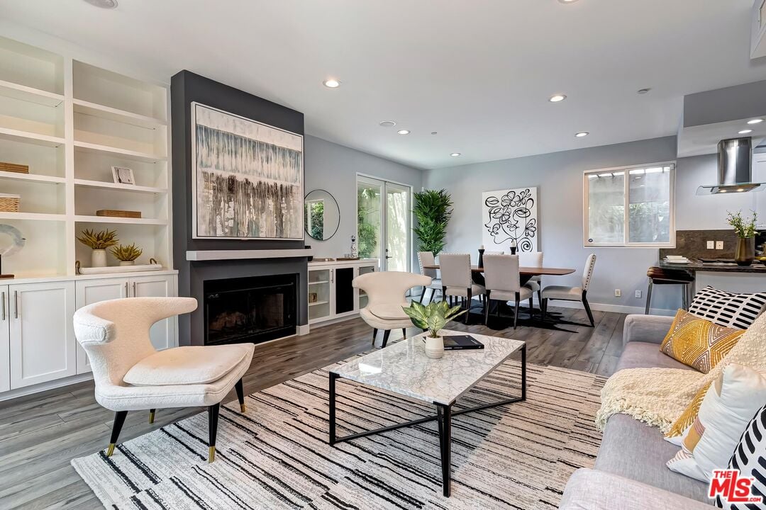 343 Huntley