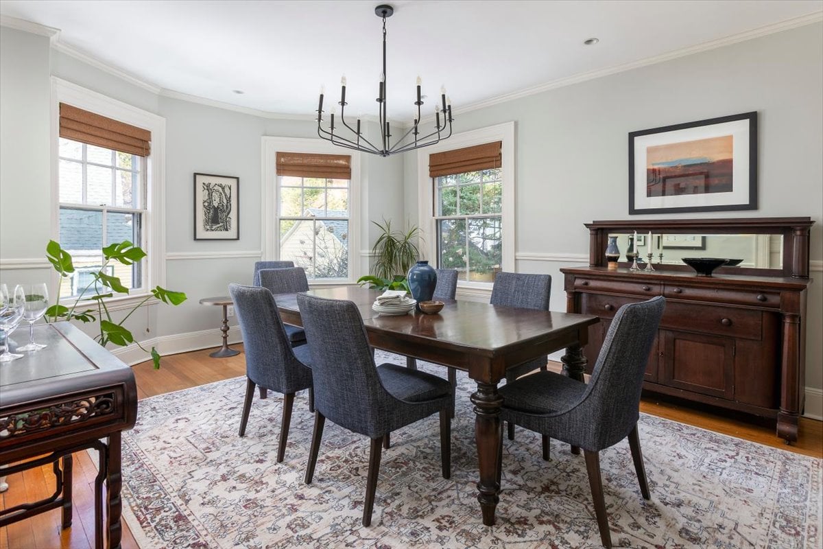 17 Coolidge St, Brookline