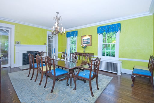 1127 Sheridan Rd