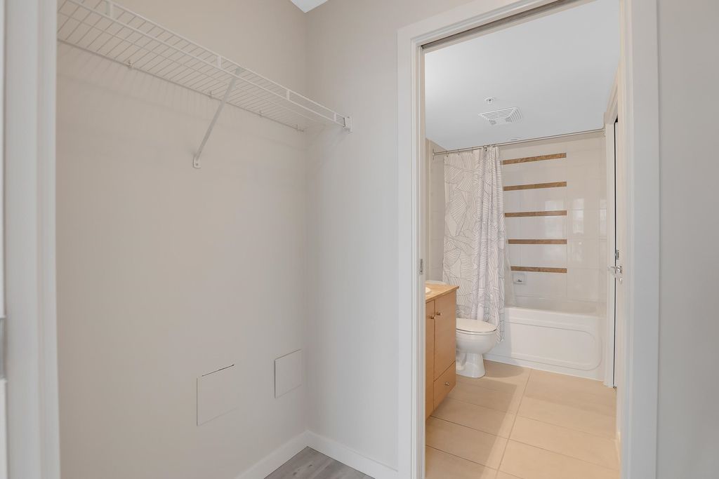 928 Homer St, #3103
