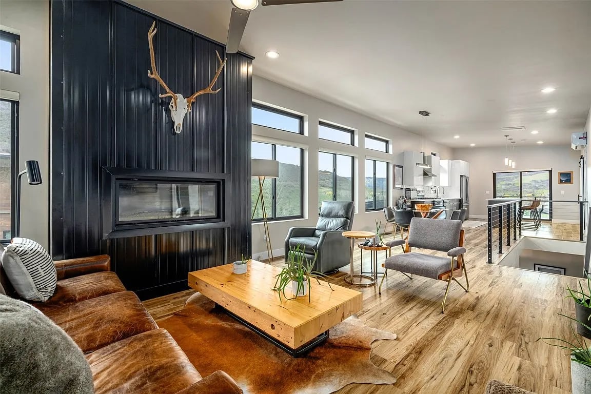 1744 Indian Trail