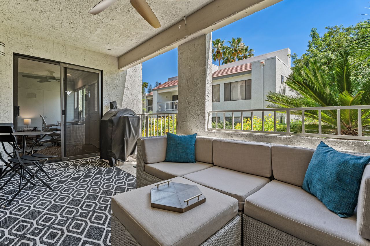 Miraleste Condo
