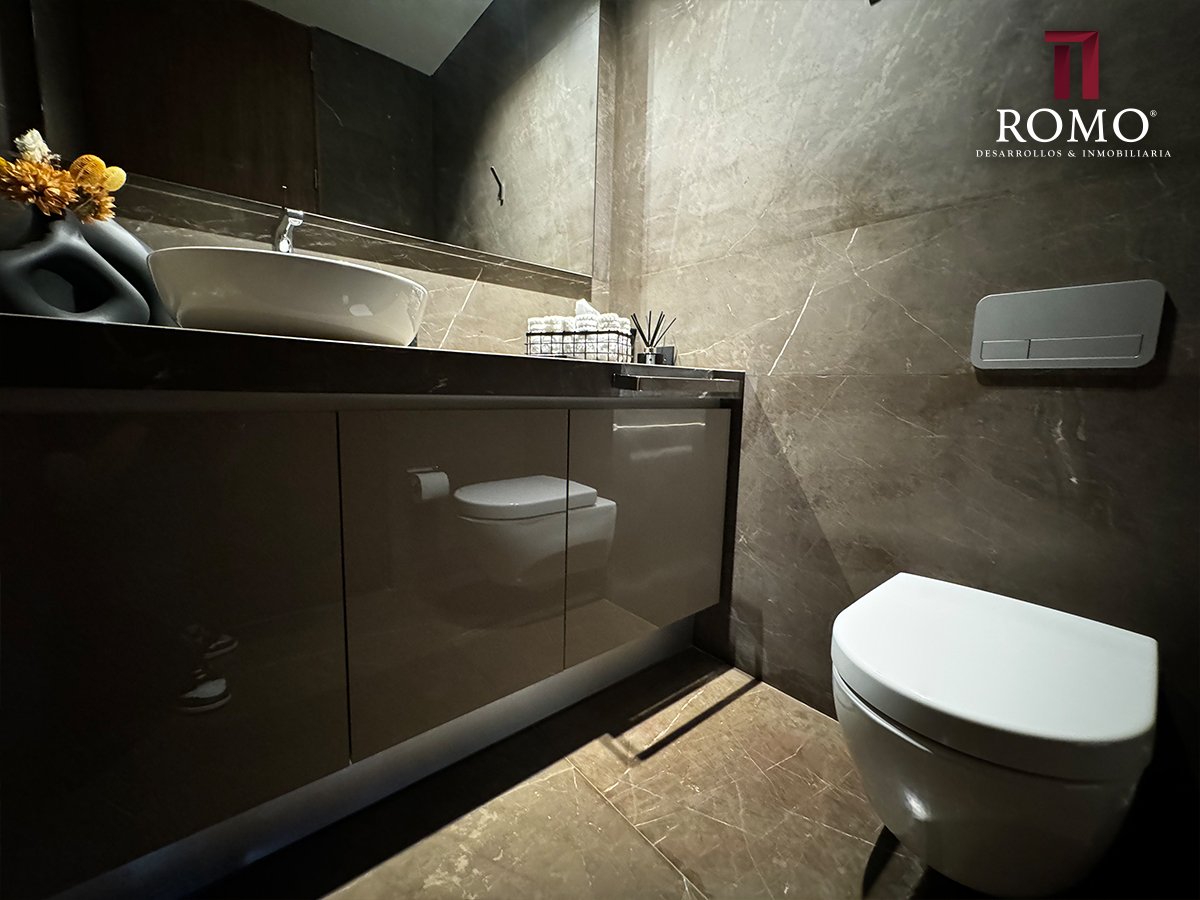 Departamento en Renta en Exclusiva Torre del Country Club $200,000.00 MN