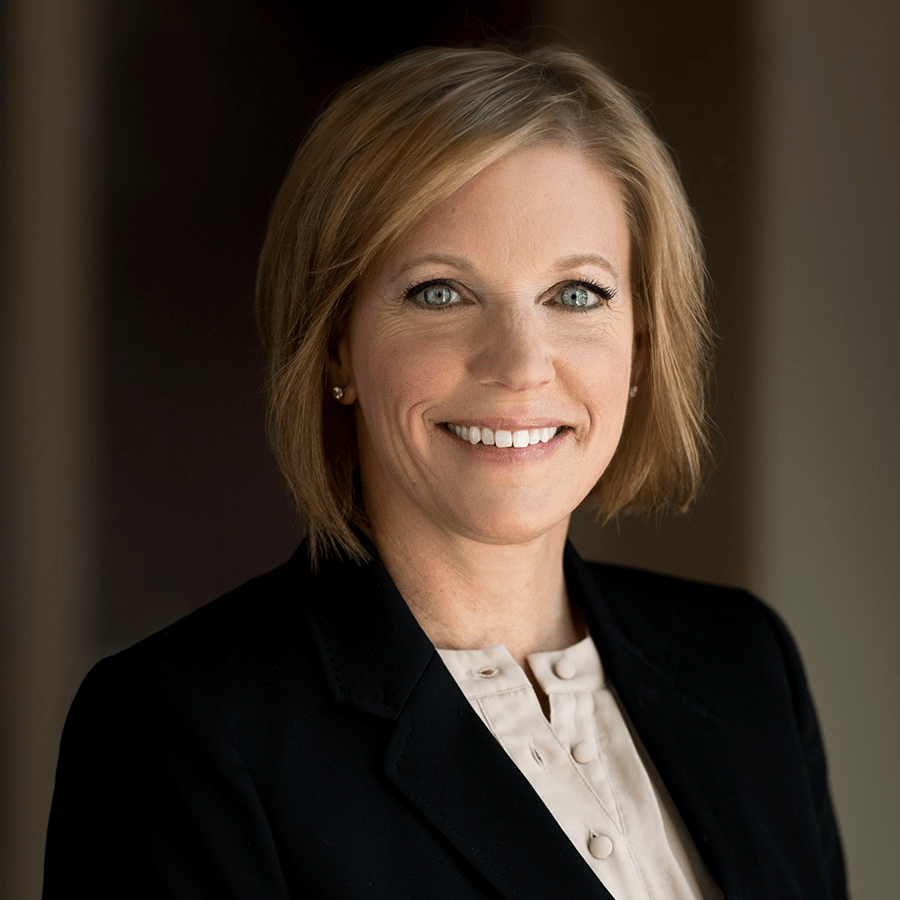 Patty Turk Wheaton, IL Real Estate Agent Headshot