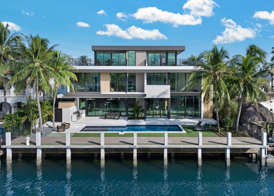 641 Flamingo Dr