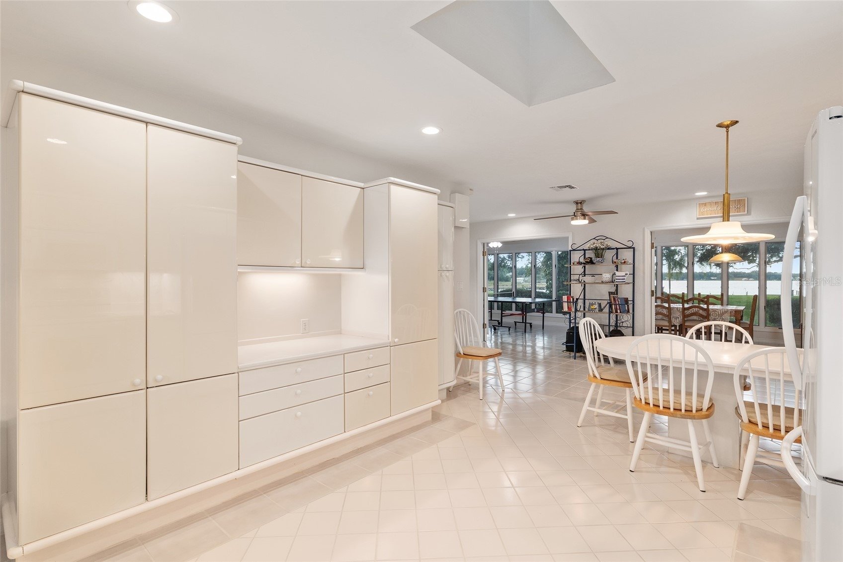 10745 SE Sunset Harbor Rd