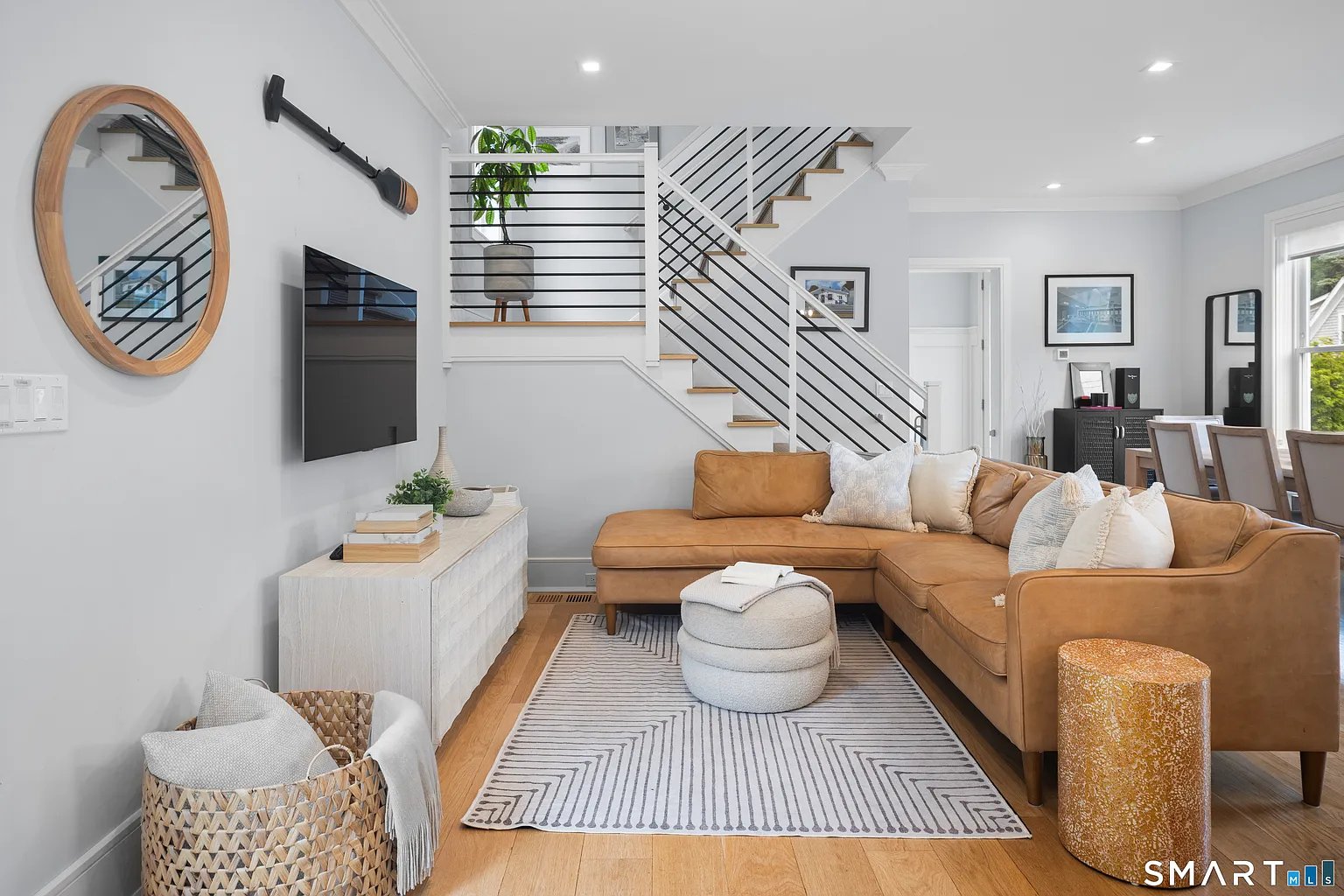 18 Vani Court