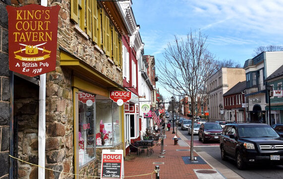Leesburg