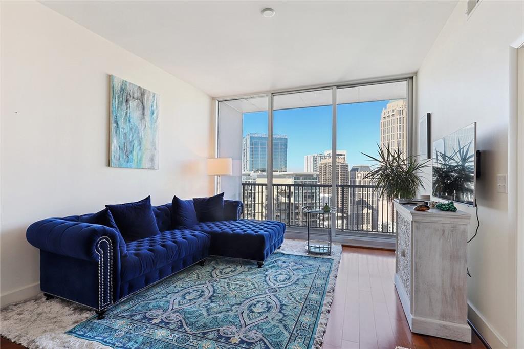 1080 Peachtree ST NE #2301