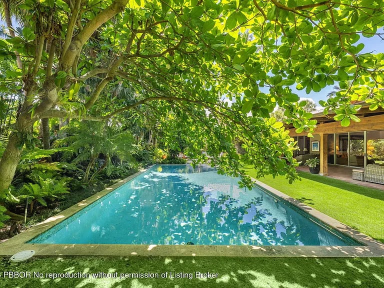 6 La Costa Way