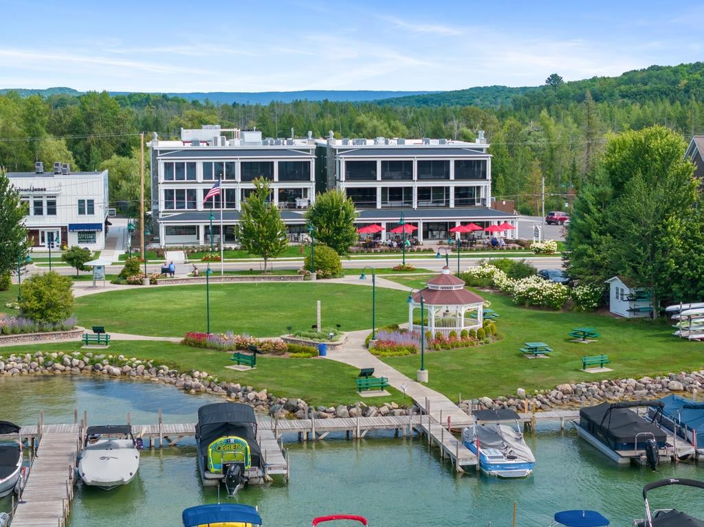 Renwick #7, Walloon Lake 