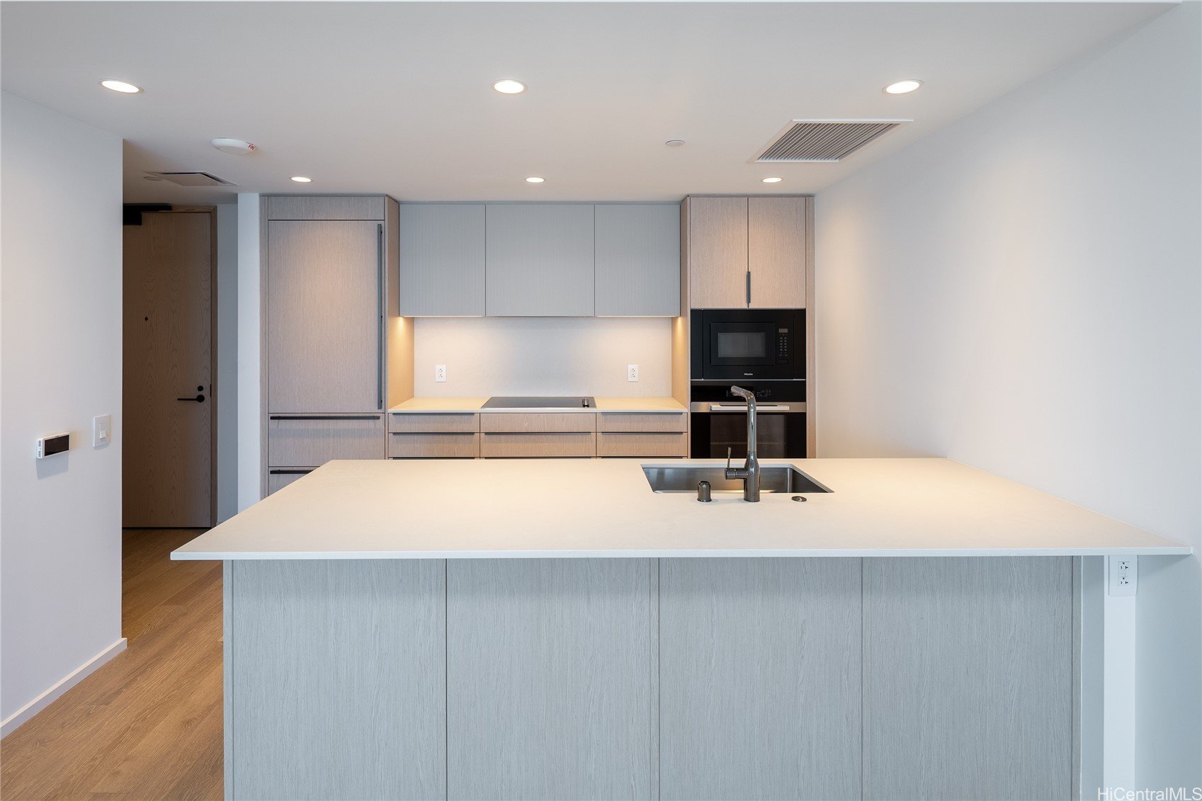 333 Ward Avenue #3101