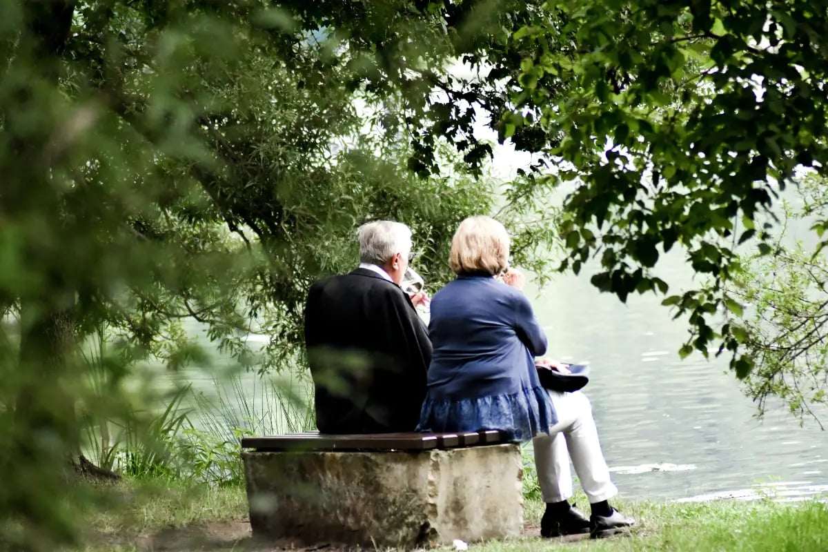 Is a 55+ Community Right for You? Questions to Ask Before You Decide