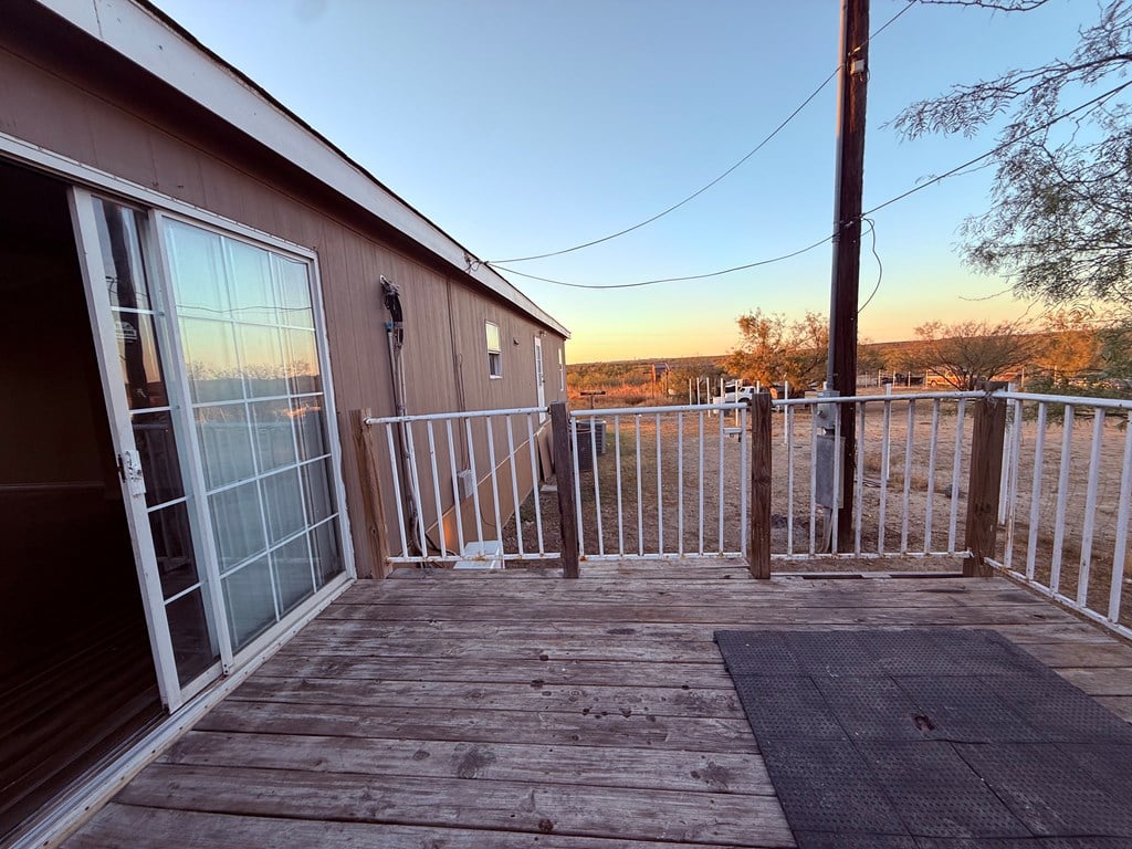 183 Canal Dr
