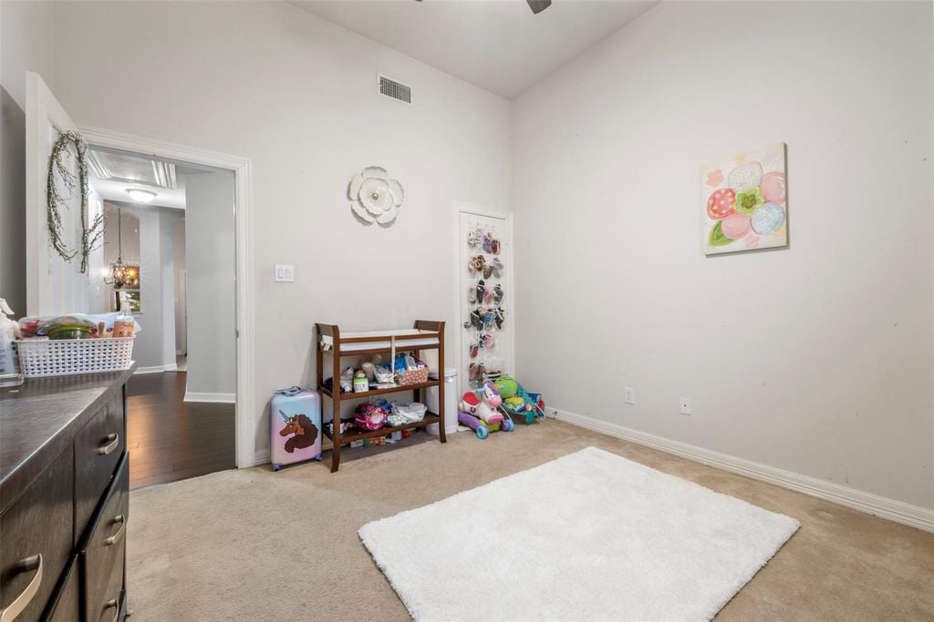 3011 Douglas Creek Ln