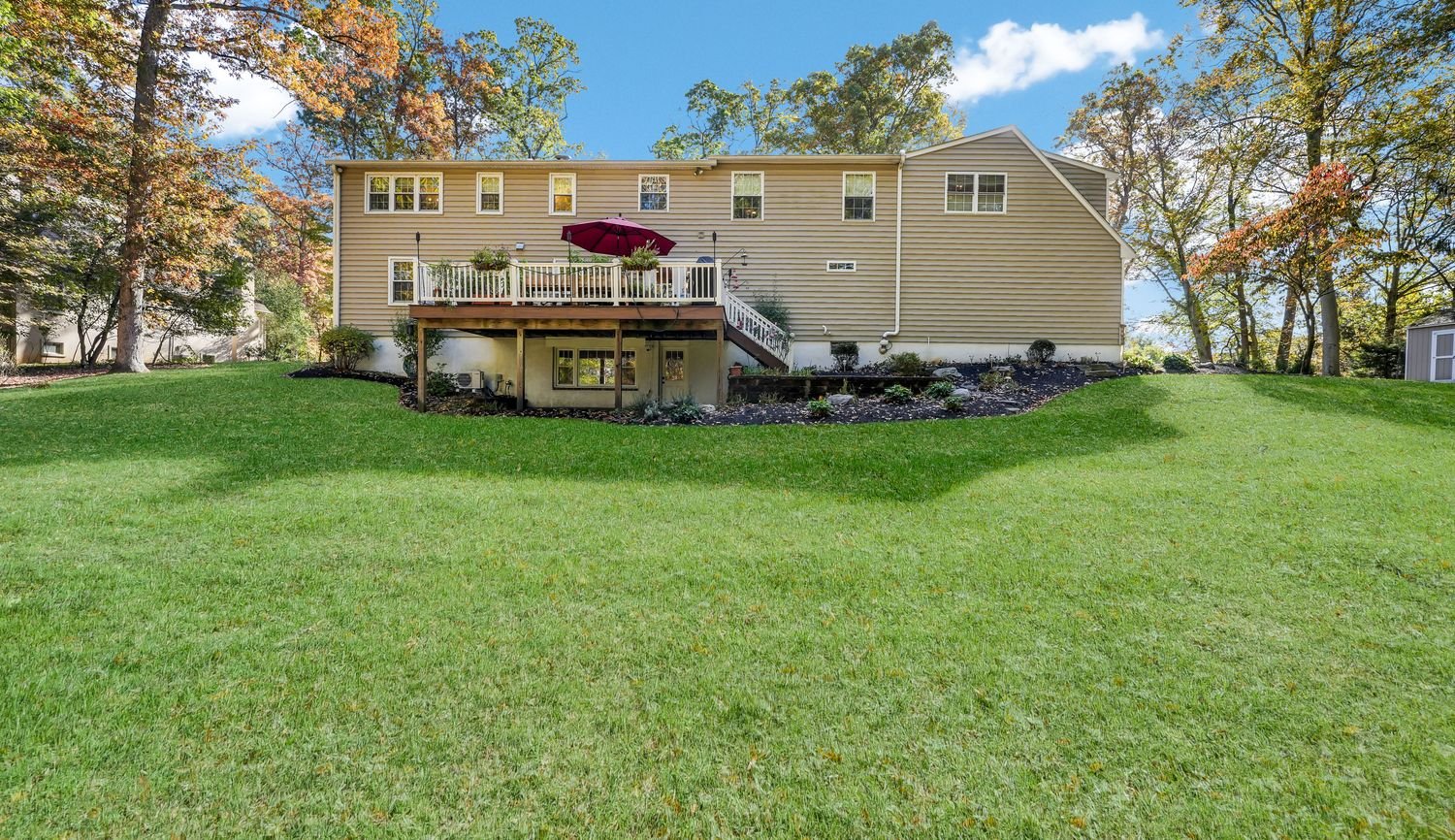 276 Cherry Ln