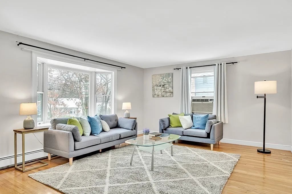 16 Asbury St