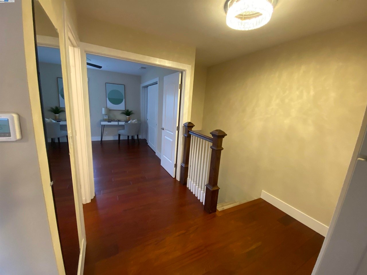 482 Tanfield Ln