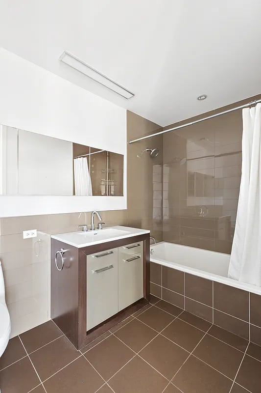 125 N 10th St, #SPHF