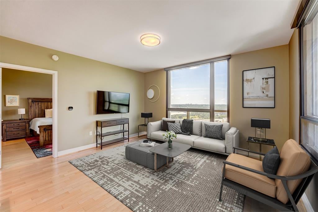 300 Bowie St #2503