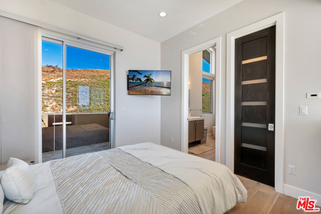 Atlas Heights, Malibu Rd, 90265