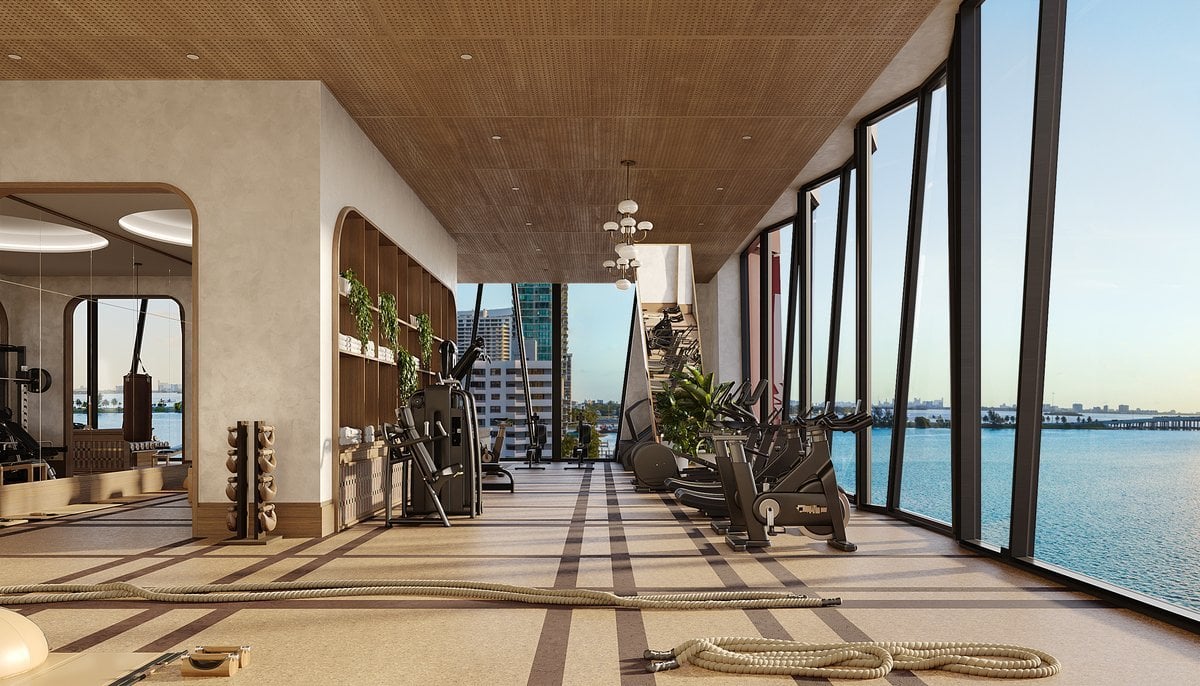 June 2025 | Villa Miami Finishes Concrete Pour on Iconic Edgewater Waterfront Tower
