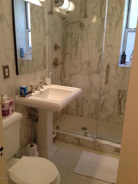 25 W Elm St APT 30
