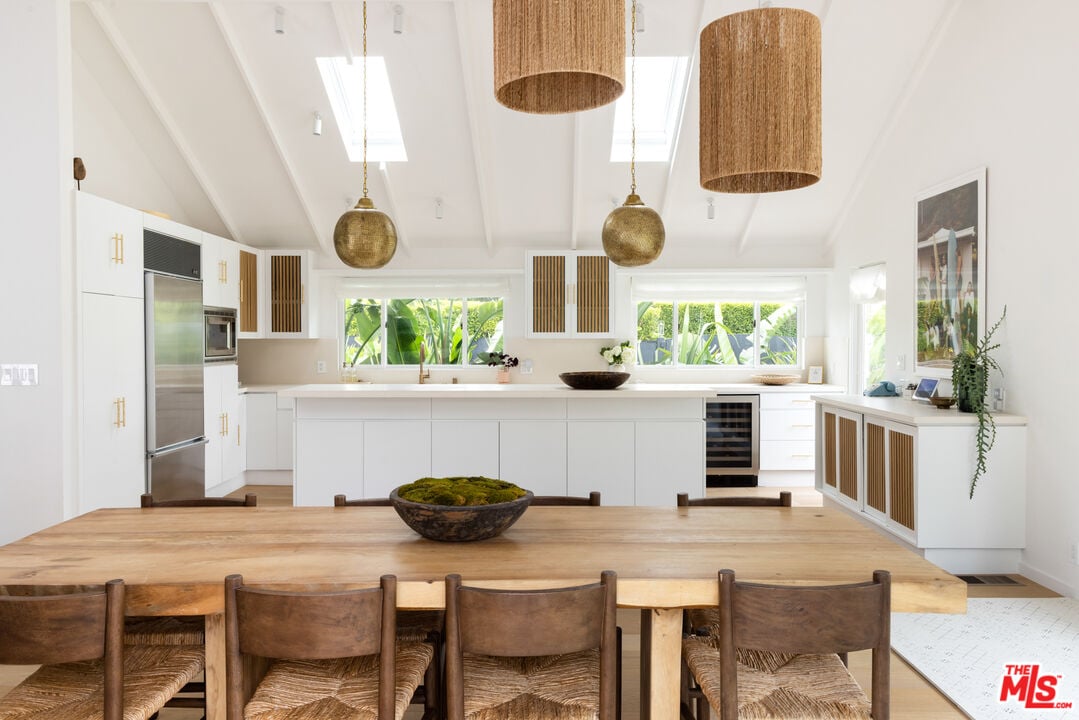 Echelon Pavilion, Grayfox St, 90265