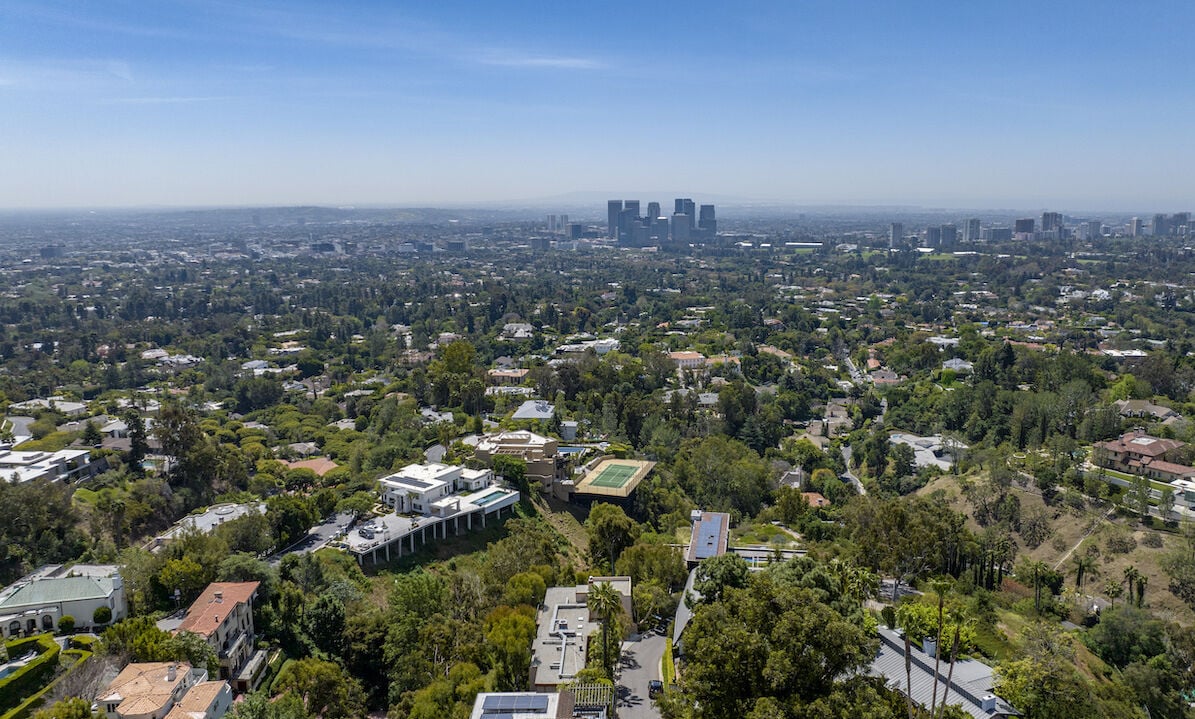 1314 Summitridge Pl, Beverly Hills