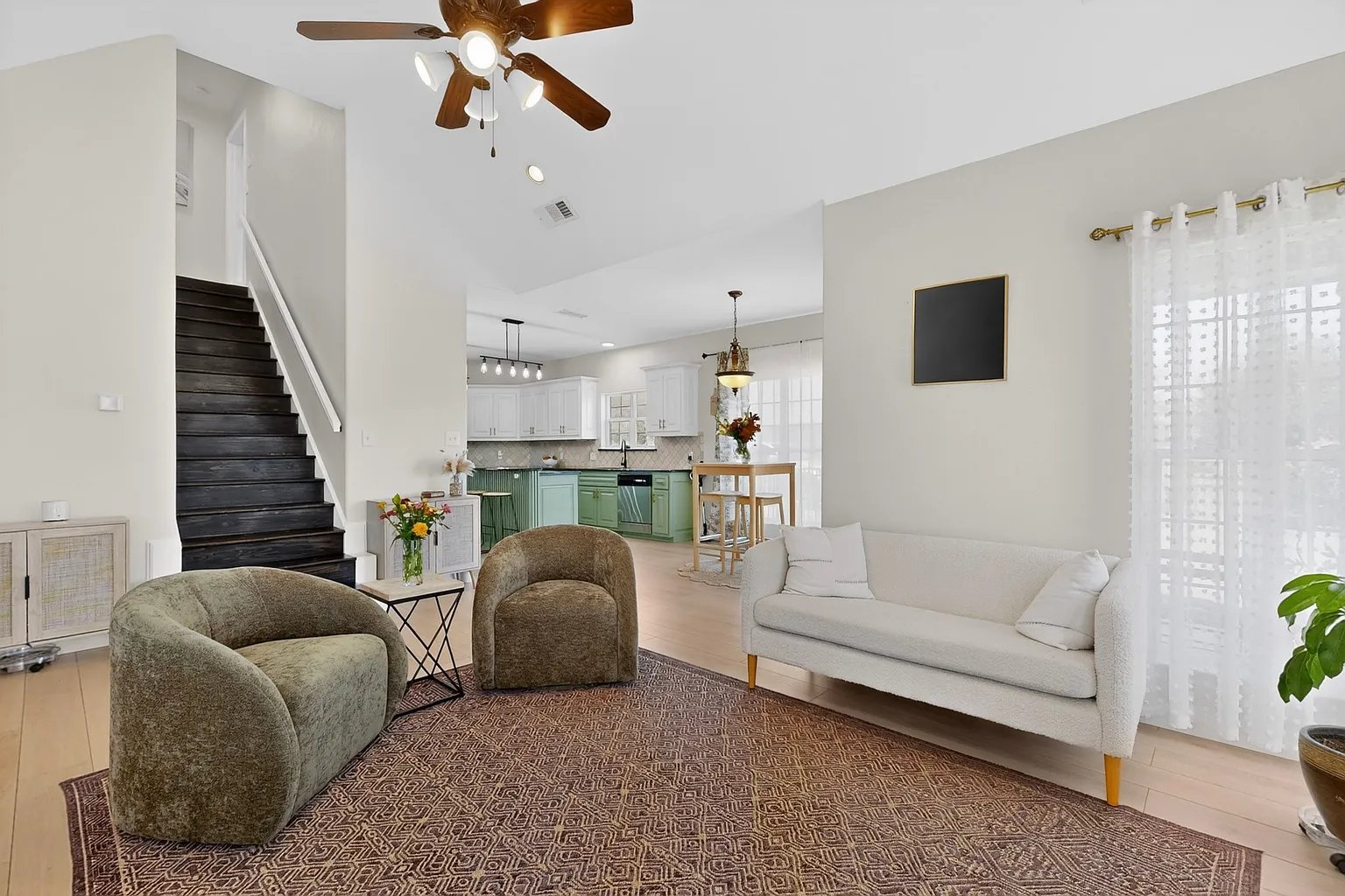 15144 Delaney Lane