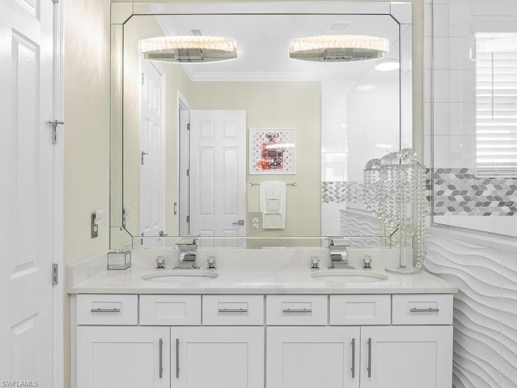 13488 Blue Bay Cir